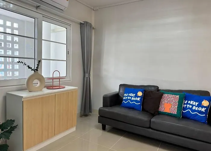 Villa Miq Hk256 5br Mrt Ratchada And Huaikhwang *